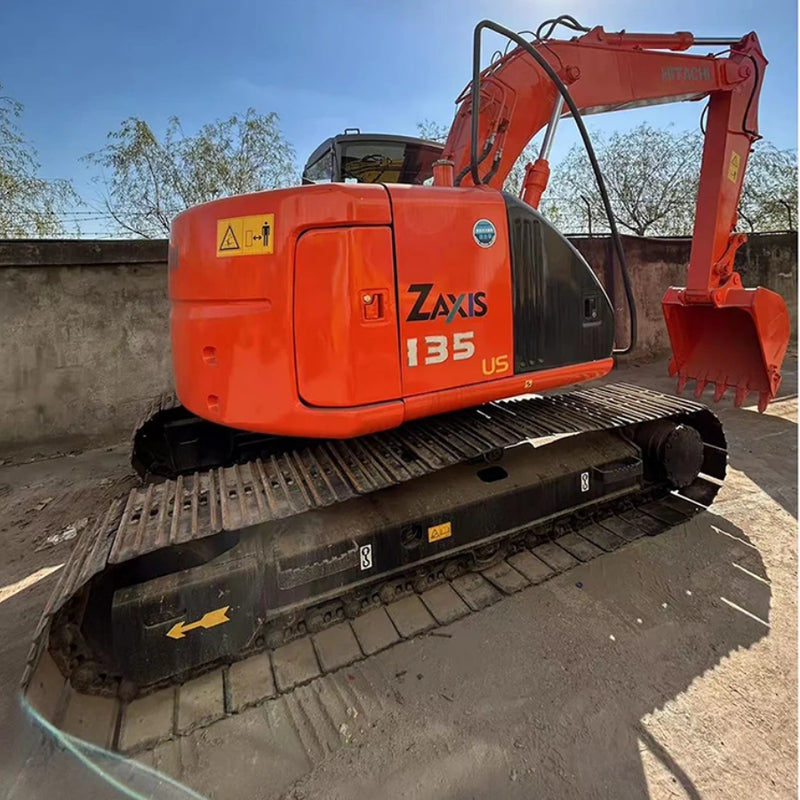 Used Hitachi ZX135US Short Tail Swing Excavator for Sale