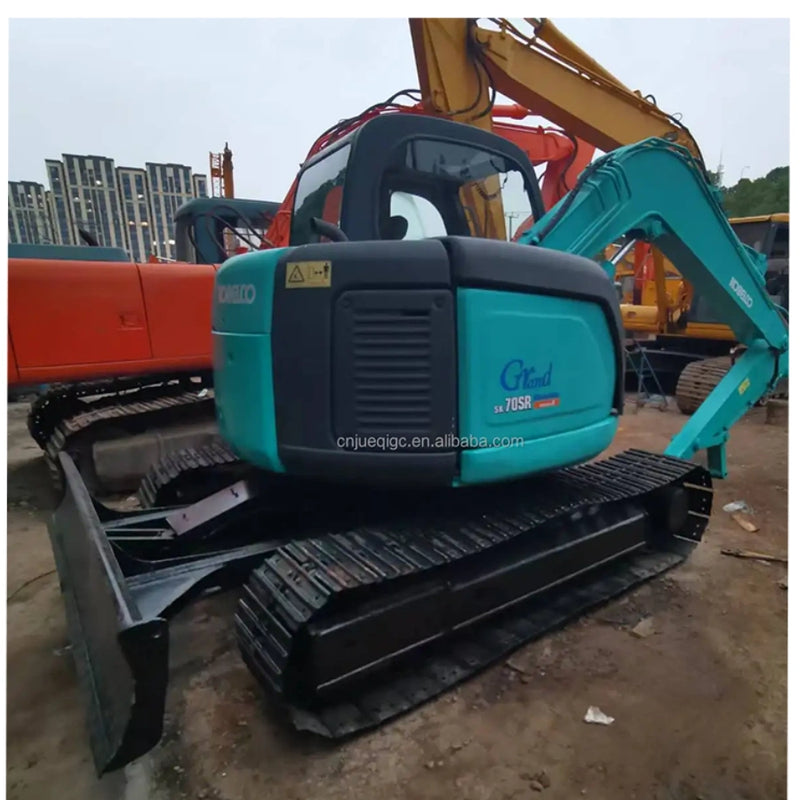 Kobelco SK70SR Zero Tail Excavator – Side View