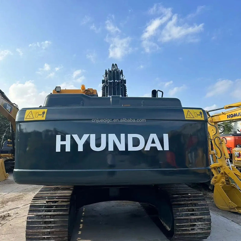 Hyundai R220LC-9S Rear Counterweight Close View
